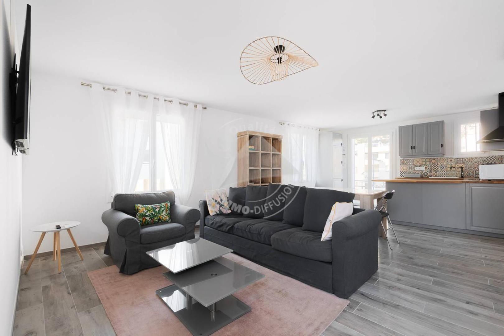 As15280 - P3 Face A La Avec Garage Prive A 2 Pas Du Centre Apartment